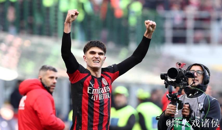 小将双响比肩马尔蒂尼,拉比奥特抢攻葬送胜局,AC米兰2-2萨索洛 小将双响比肩马尔蒂尼,拉比奥特抢攻葬送胜局,AC米兰2-2萨索洛