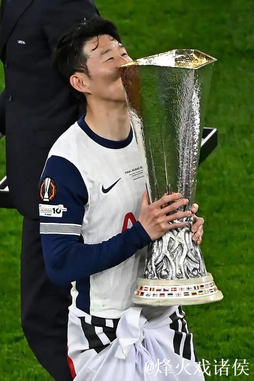 TA：热刺在欧冠中展现出了自信，他们在英超中也